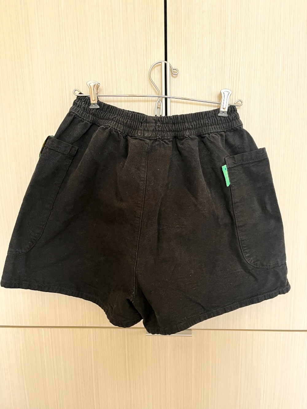 Meals Chef Shorts in Licorice - Picture 3 of 5
